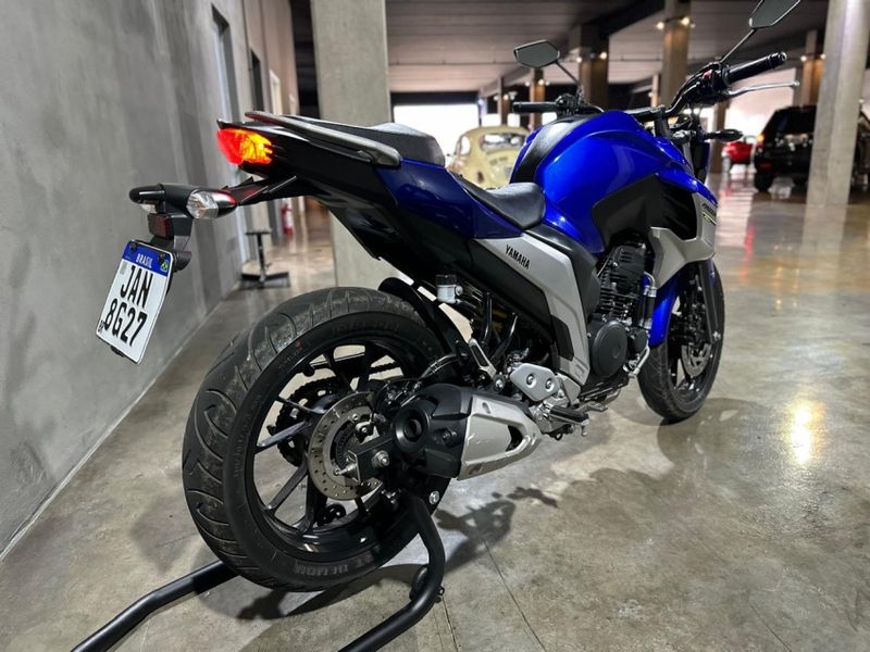 Yamaha Fazer Fz25 2021/2021 CARRO AUTOMARCAS CAXIAS DO SUL / Carros no Vale