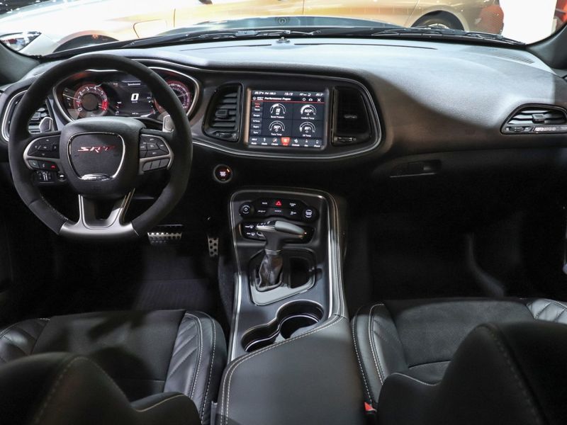 Dodge CHALLENGER 6.2 V8 HEMI GASOLINA SRT DEMON TORQUEFLITE 2018/2018 VIA BELLA VEÍCULOS ESPECIAIS CAXIAS DO SUL / Carros no Vale