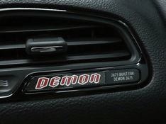 Dodge CHALLENGER 6.2 V8 HEMI GASOLINA SRT DEMON TORQUEFLITE 2018/2018 VIA BELLA VEÍCULOS ESPECIAIS CAXIAS DO SUL / Carros no Vale