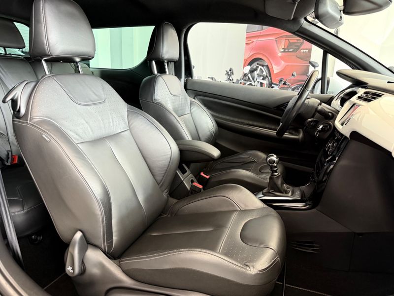 Citroen Ds3 Turbo165m6 2015/2016 COVEL VEICULOS ENCANTADO / Carros no Vale