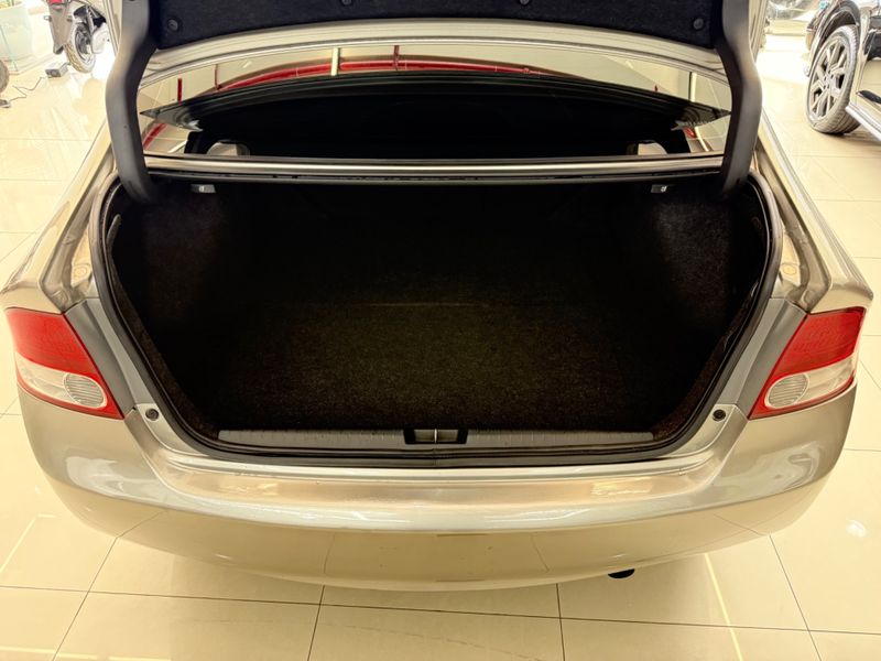 Honda Civic Lxl 2010/2011 COVEL VEICULOS ENCANTADO / Carros no Vale