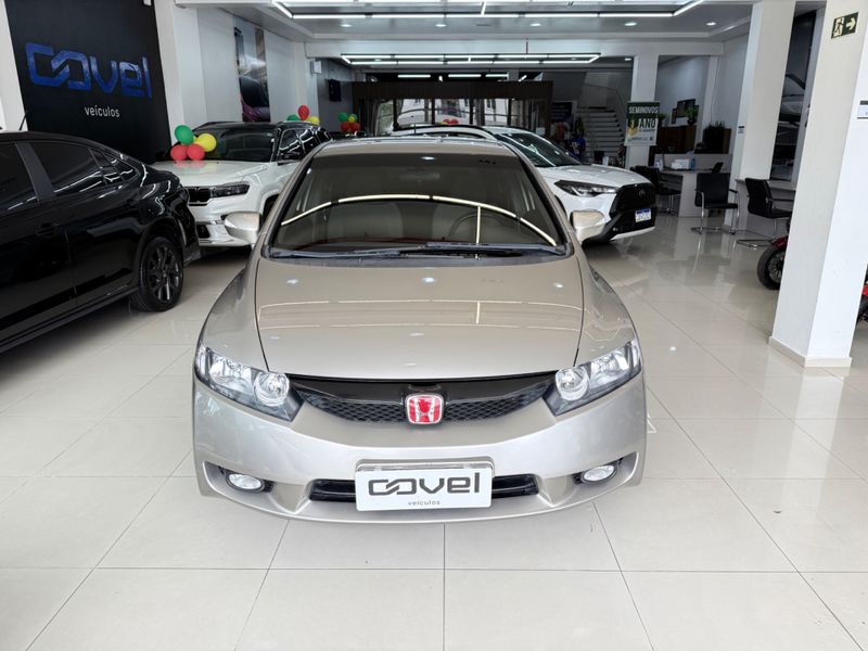 Honda Civic Lxl 2010/2011 COVEL VEICULOS ENCANTADO / Carros no Vale