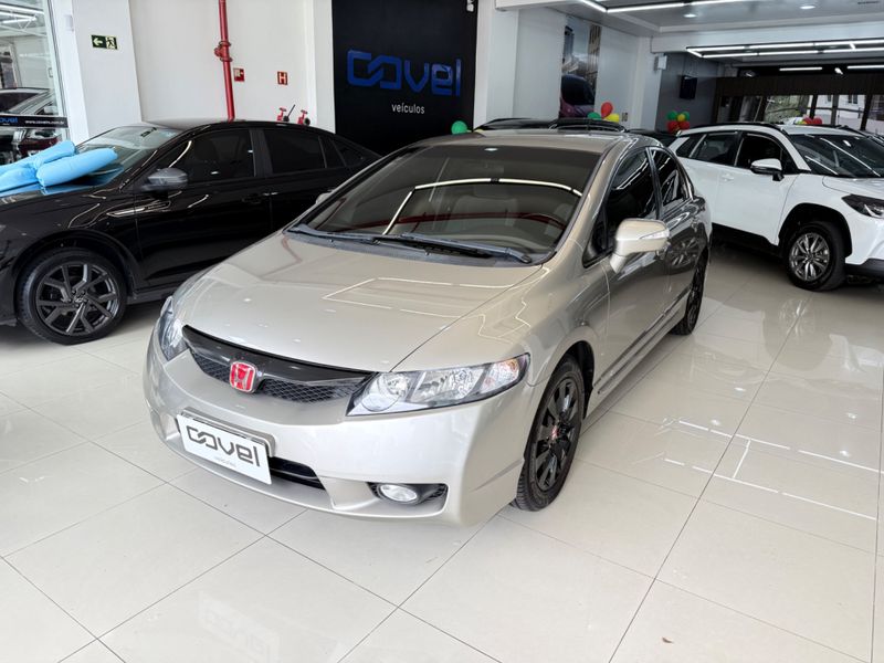 Honda Civic Lxl 2010/2011 COVEL VEICULOS ENCANTADO / Carros no Vale