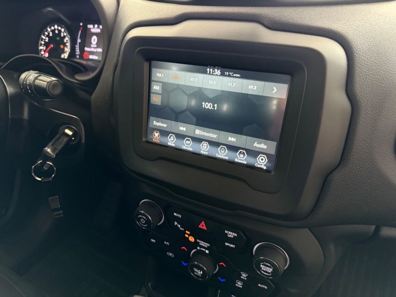 Jeep Renegade Night Eagle 1.8 4×2 2019/2020 COVEL VEICULOS ENCANTADO / Carros no Vale
