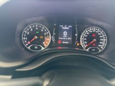 Jeep Renegade Night Eagle 1.8 4×2 2019/2020 COVEL VEICULOS ENCANTADO / Carros no Vale