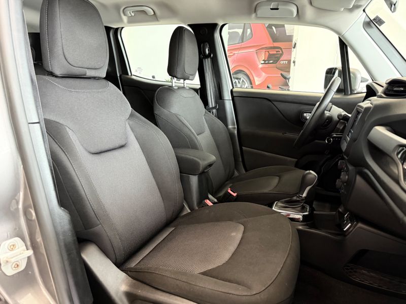 Jeep Renegade Night Eagle 1.8 4×2 2019/2020 COVEL VEICULOS ENCANTADO / Carros no Vale