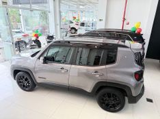 Jeep Renegade Night Eagle 1.8 4×2 2019/2020 COVEL VEICULOS ENCANTADO / Carros no Vale