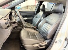 Nissan Kicks Sl 1.6 16v 2018/2019 COVEL VEICULOS ENCANTADO / Carros no Vale