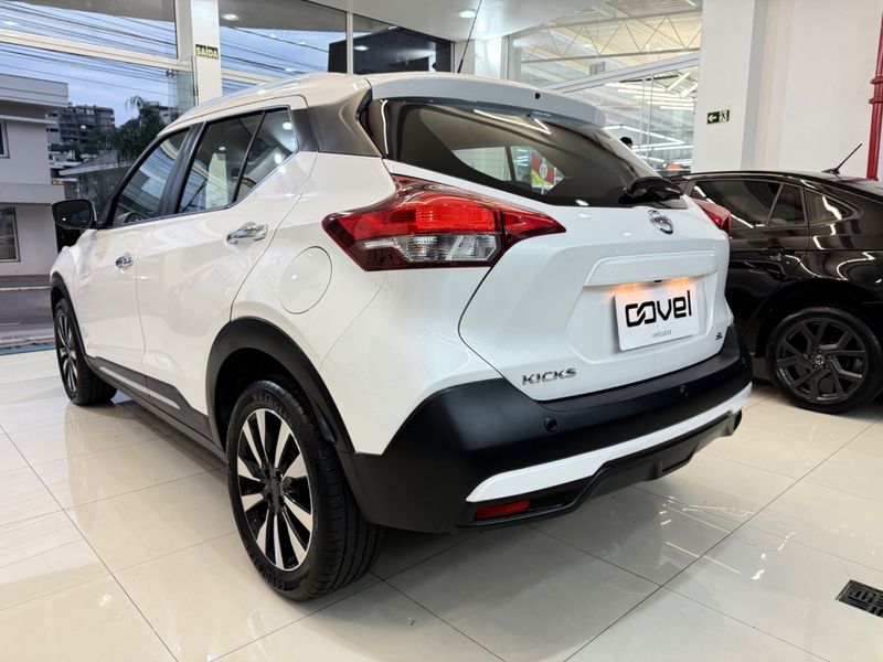 Nissan Kicks Sl 1.6 16v 2018/2019 COVEL VEICULOS ENCANTADO / Carros no Vale