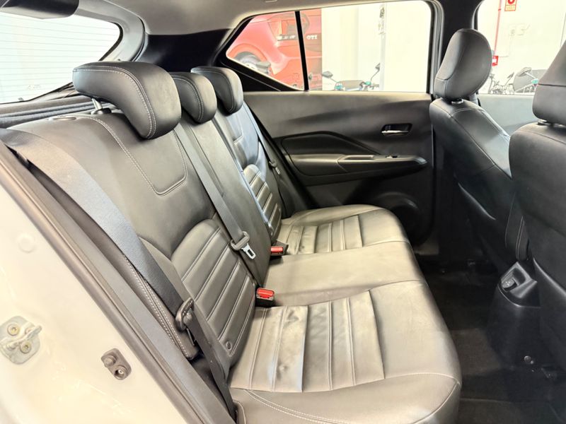 Nissan Kicks Sl 1.6 16v 2018/2019 COVEL VEICULOS ENCANTADO / Carros no Vale