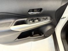 Nissan Kicks Sl 1.6 16v 2018/2019 COVEL VEICULOS ENCANTADO / Carros no Vale