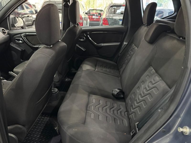 Renault Duster 2.0 Dynamic 4×2 2016/2017 SIM AUTOMÓVEIS ROLANTE / Carros no Vale