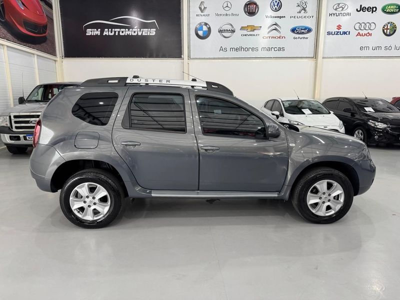 Renault Duster 2.0 Dynamic 4×2 2016/2017 SIM AUTOMÓVEIS ROLANTE / Carros no Vale