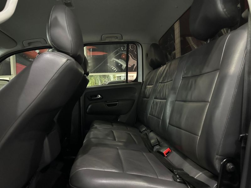 Volkswagen Amarok 2.0 Highline 4×4 Cd 16v Turbo Intercooler 2012/2013 SIM AUTOMÓVEIS ROLANTE / Carros no Vale