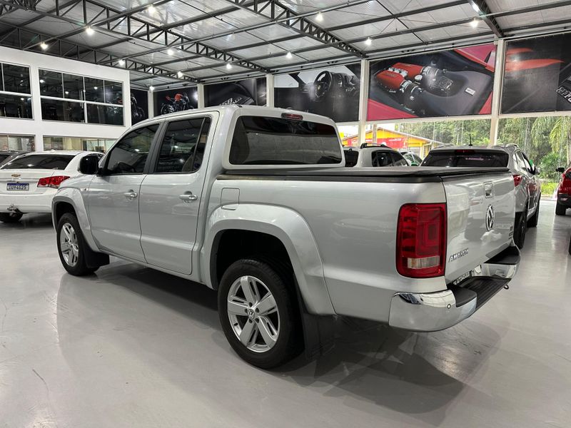Volkswagen Amarok 2.0 Highline 4×4 Cd 16v Turbo Intercooler 2012/2013 SIM AUTOMÓVEIS ROLANTE / Carros no Vale