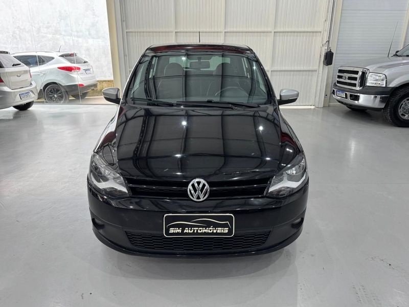 Volkswagen Fox Rock In Rio 1.6mi 8v 2013/2014 SIM AUTOMÓVEIS ROLANTE / Carros no Vale