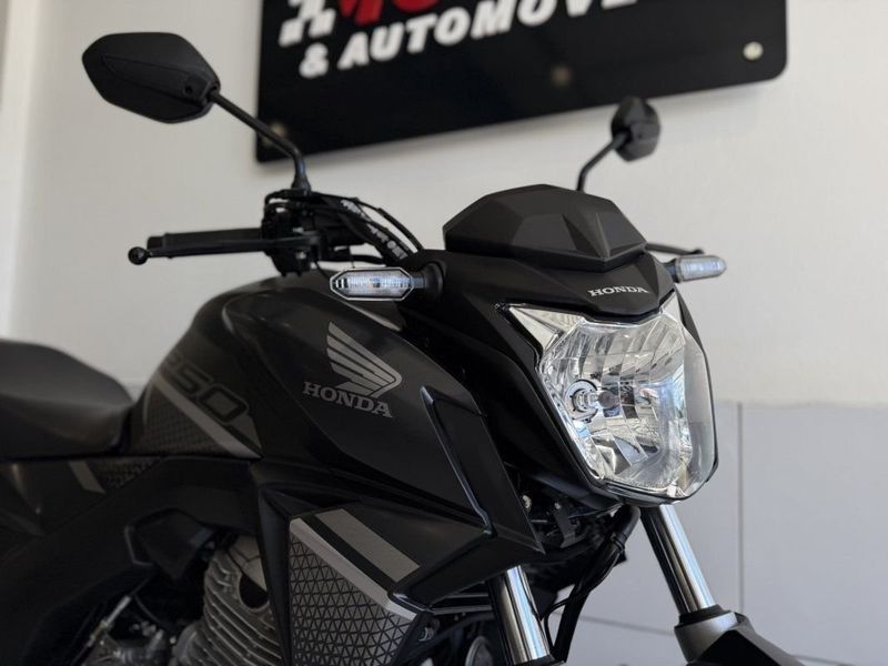Honda Motos CB 250F TWISTER ABS 2022 SÓ MOTOS E AUTOMÓVEIS SANTA CRUZ DO SUL / Carros no Vale