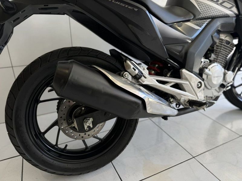 Honda Motos CB 250F TWISTER ABS 2022 SÓ MOTOS E AUTOMÓVEIS SANTA CRUZ DO SUL / Carros no Vale
