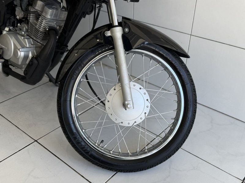 Honda Motos CG 125 FAN ES 2014 SÓ MOTOS E AUTOMÓVEIS SANTA CRUZ DO SUL / Carros no Vale