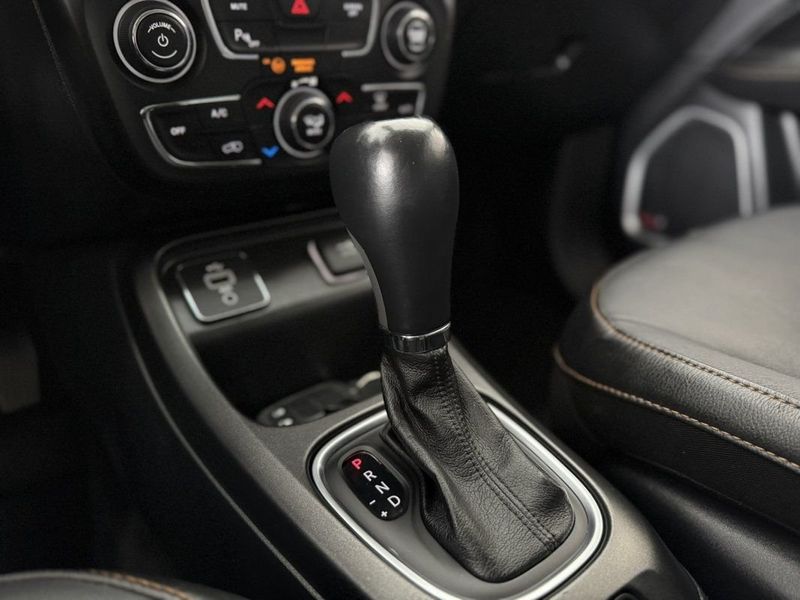 Jeep COMPASS LONGITUDE 2.0 AT6 2018 SÓ MOTOS E AUTOMÓVEIS SANTA CRUZ DO SUL / Carros no Vale