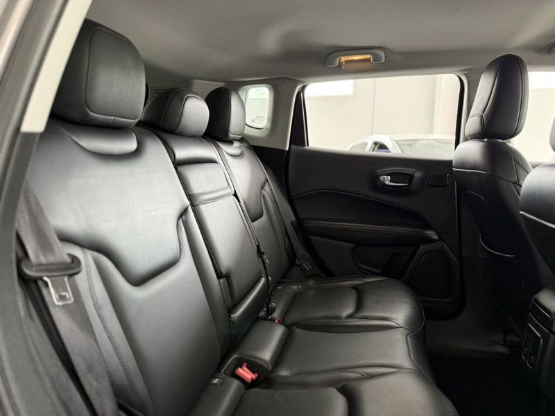 Jeep COMPASS LONGITUDE 2.0 AT6 2018 SÓ MOTOS E AUTOMÓVEIS SANTA CRUZ DO SUL / Carros no Vale