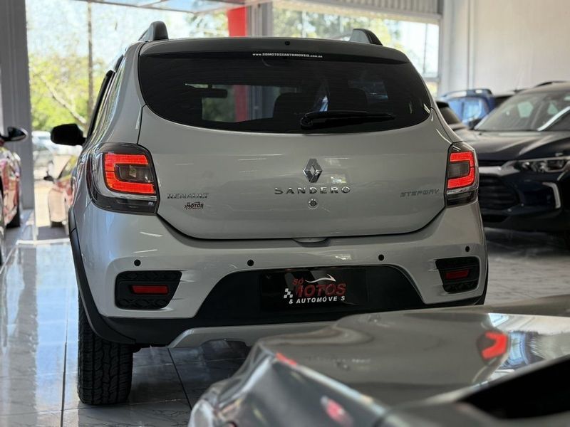 Renault SANDERO STEPWAY 1.6 2020 SÓ MOTOS E AUTOMÓVEIS SANTA CRUZ DO SUL / Carros no Vale