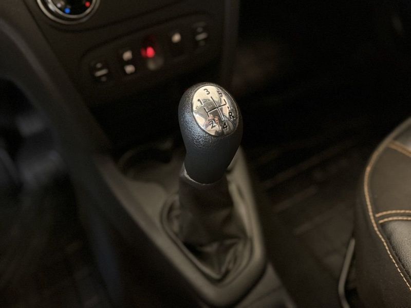 Renault SANDERO STEPWAY 1.6 2020 SÓ MOTOS E AUTOMÓVEIS SANTA CRUZ DO SUL / Carros no Vale