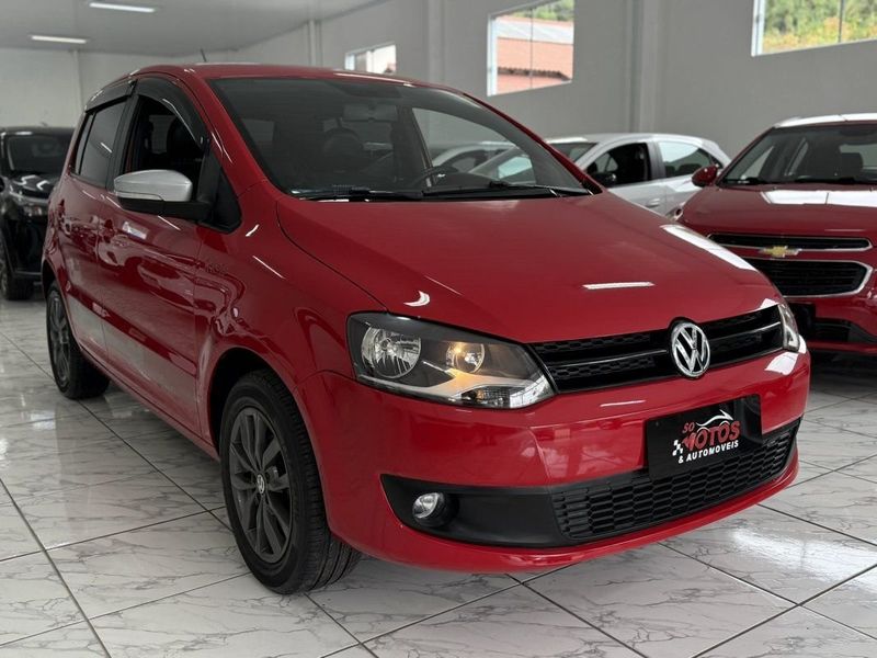 VOLKSWAGEN FOX ROCK IN RIO 1.6 2014 SÓ MOTOS E AUTOMÓVEIS SANTA CRUZ DO SUL / Carros no Vale