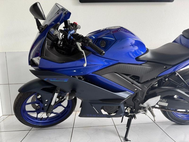 Yamaha YZF R3 ABS 2023 SÓ MOTOS E AUTOMÓVEIS SANTA CRUZ DO SUL / Carros no Vale