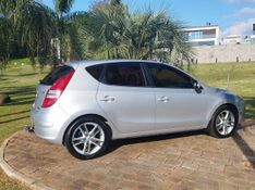Hyundai I30 2.0 2012 GRASSI VEÍCULOS LAJEADO / Carros no Vale