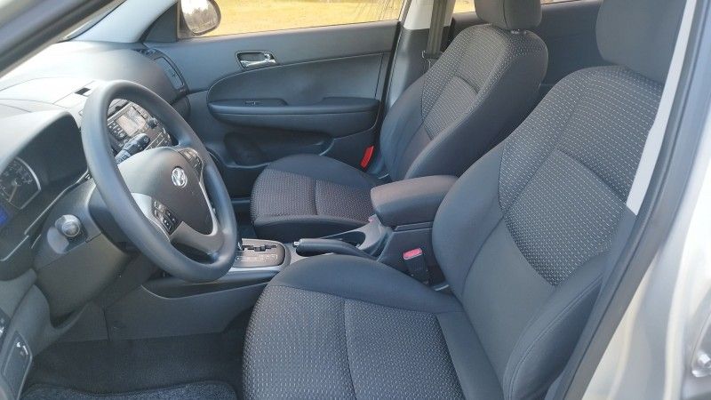 Hyundai I30 2.0 2012 GRASSI VEÍCULOS LAJEADO / Carros no Vale