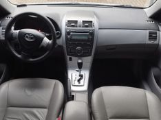 Toyota COROLLA GLi 1.8 2012 GRASSI VEÍCULOS LAJEADO / Carros no Vale