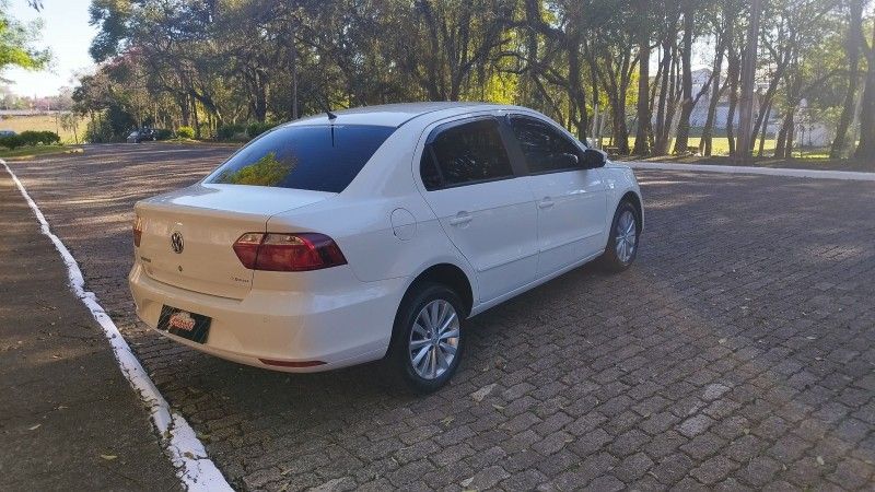 Volkswagen VOYAGE TRENDLINE 1.0 2014 GRASSI VEÍCULOS LAJEADO / Carros no Vale
