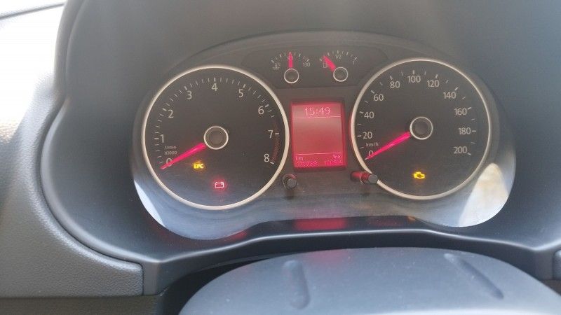 Volkswagen VOYAGE TRENDLINE 1.0 2014 GRASSI VEÍCULOS LAJEADO / Carros no Vale