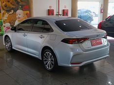 Toyota COROLLA GLI 2.0 2020 HÉLIO AUTOMÓVEIS LAJEADO / Carros no Vale