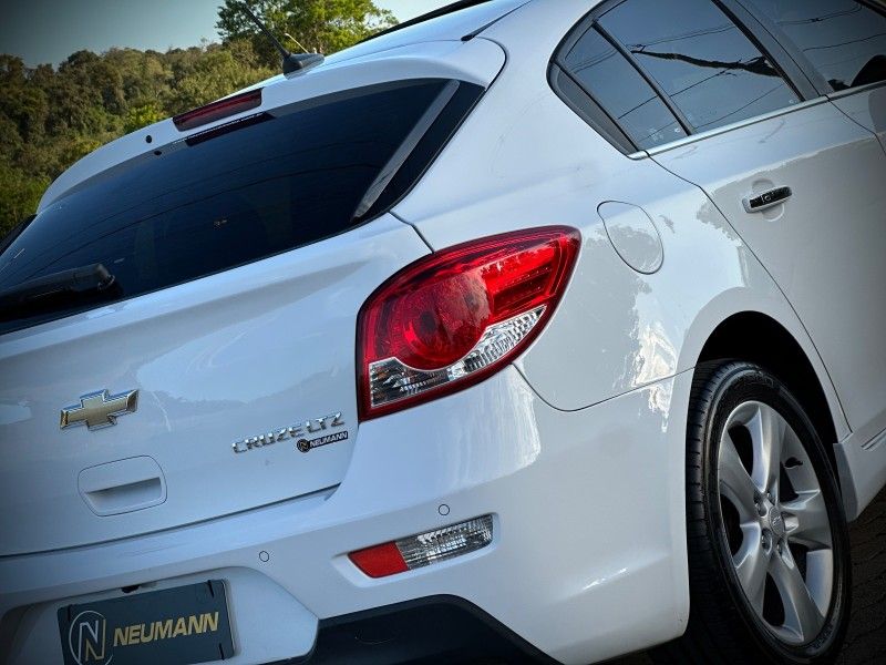 Chevrolet CRUZE SPORT LTZ 1.8 2014 NEUMANN VEÍCULOS ARROIO DO MEIO / Carros no Vale Chevrolet CRUZE SPORT LTZ 1.8 2014 NEUMANN VEÍCULOS ARROIO DO MEIO / Carros no Vale