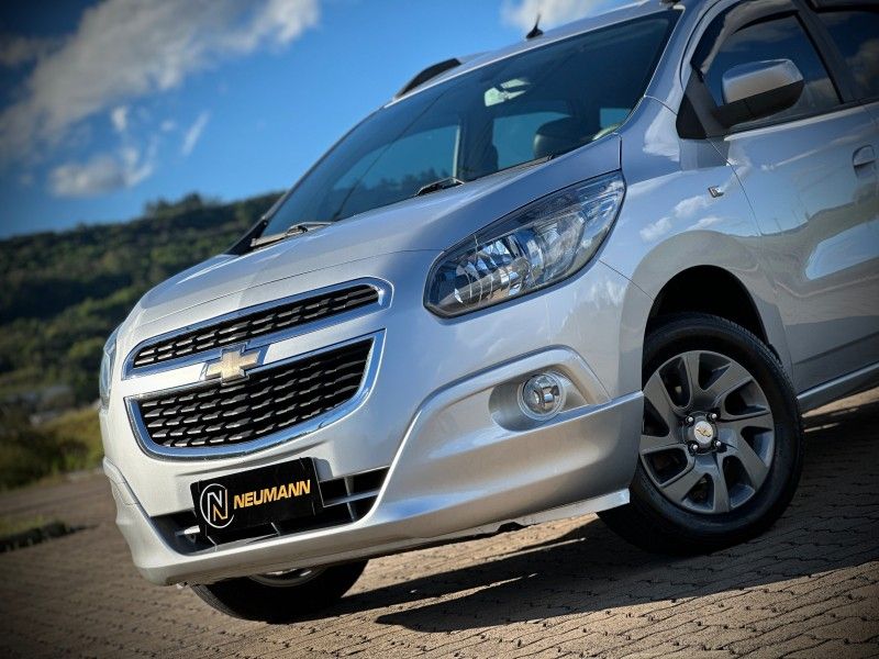 Chevrolet SPIN LTZ 1.8 2014 NEUMANN VEÍCULOS ARROIO DO MEIO / Carros no Vale Chevrolet SPIN LTZ 1.8 2014 NEUMANN VEÍCULOS ARROIO DO MEIO / Carros no Vale