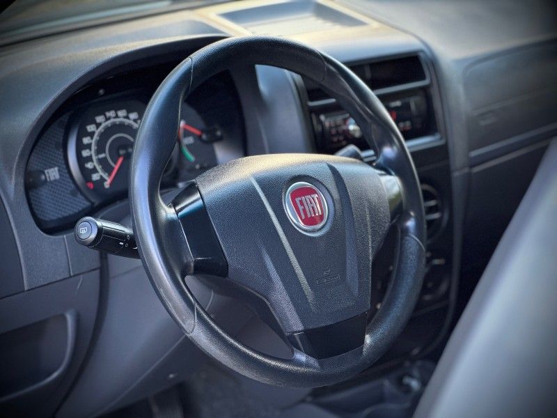 Fiat PALIO FIRE 1.0 2017 NEUMANN VEÍCULOS ARROIO DO MEIO / Carros no Vale