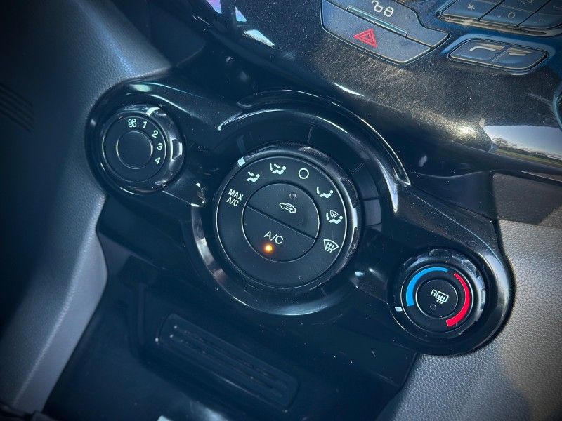 Ford ECOSPORT 1.6 FREESTYLE 2015 NEUMANN VEÍCULOS ARROIO DO MEIO / Carros no Vale