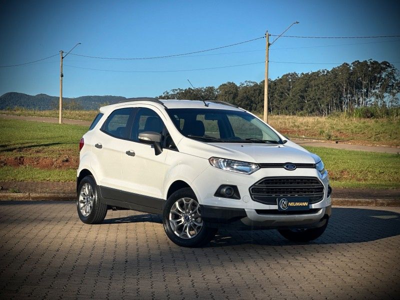 Ford ECOSPORT 1.6 FREESTYLE 2015 NEUMANN VEÍCULOS ARROIO DO MEIO / Carros no Vale