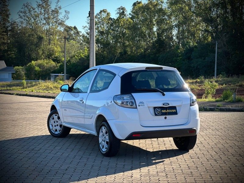 Ford KA 1.0 2013 NEUMANN VEÍCULOS ARROIO DO MEIO / Carros no Vale