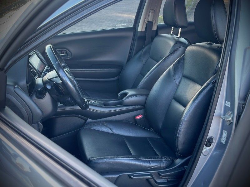 Honda HR-V EXL 1.8 2018 NEUMANN VEÍCULOS ARROIO DO MEIO / Carros no Vale