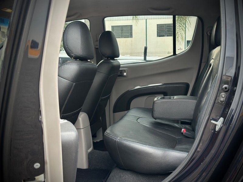 Mitsubishi L-200 TRITON HPE 3.2 2010 NEUMANN VEÍCULOS ARROIO DO MEIO / Carros no Vale