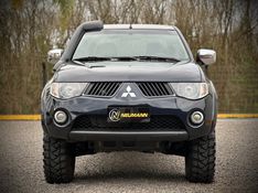 Mitsubishi L-200 TRITON HPE 3.2 2010 NEUMANN VEÍCULOS ARROIO DO MEIO / Carros no Vale