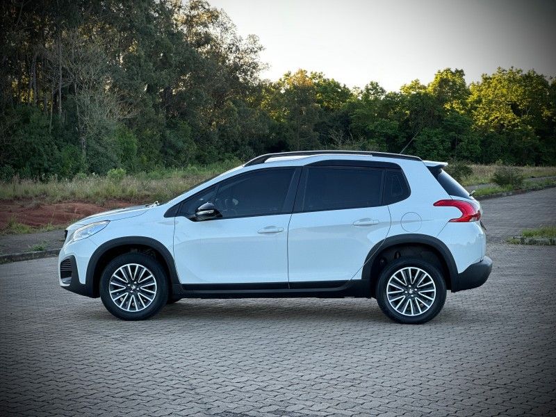 Peugeot 2008 ALLURE 1.6 2020 NEUMANN VEÍCULOS ARROIO DO MEIO / Carros no Vale