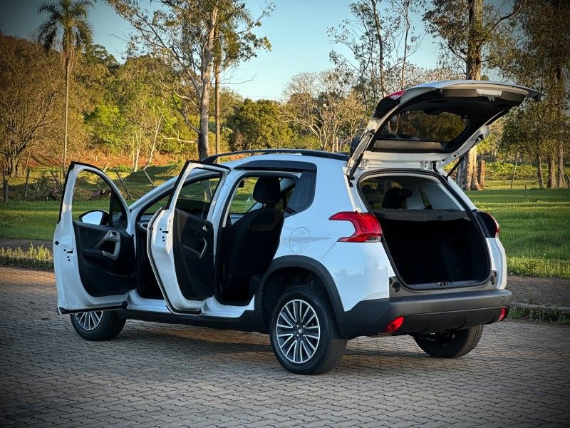 Peugeot 2008 ALLURE 1.6 2020 NEUMANN VEÍCULOS ARROIO DO MEIO / Carros no Vale