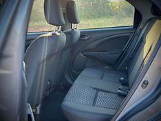 Toyota ETIOS SEDAN X 1.5 2015 NEUMANN VEÍCULOS ARROIO DO MEIO / Carros no Vale