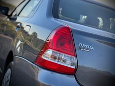 Toyota ETIOS SEDAN X 1.5 2015 NEUMANN VEÍCULOS ARROIO DO MEIO / Carros no Vale
