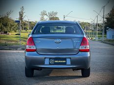Toyota ETIOS SEDAN X 1.5 2015 NEUMANN VEÍCULOS ARROIO DO MEIO / Carros no Vale
