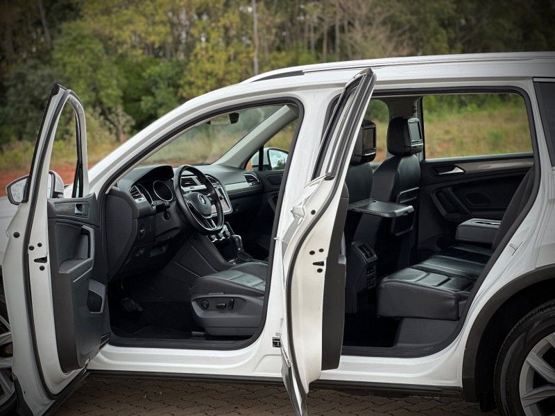 Volkswagen TIGUAN 1.4 TSI 16V 2019 NEUMANN VEÍCULOS ARROIO DO MEIO / Carros no Vale